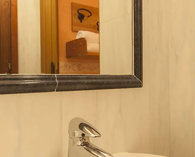 Hotel Fani 2*