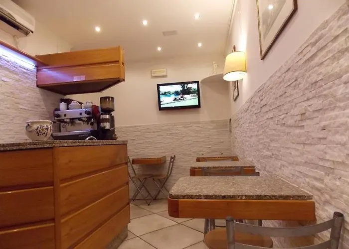 Fani Hotell